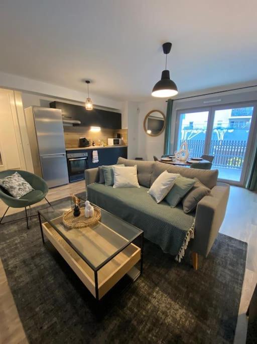 T3 Moderne - Proche Tram - Parking Prive Apartment อองเชร์ ภายนอก รูปภาพ